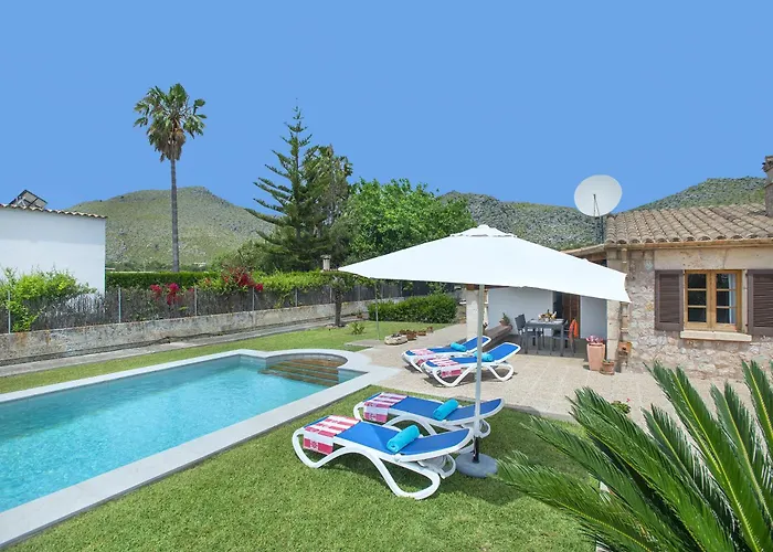 Owl Margarita - 15 Min Walk To The